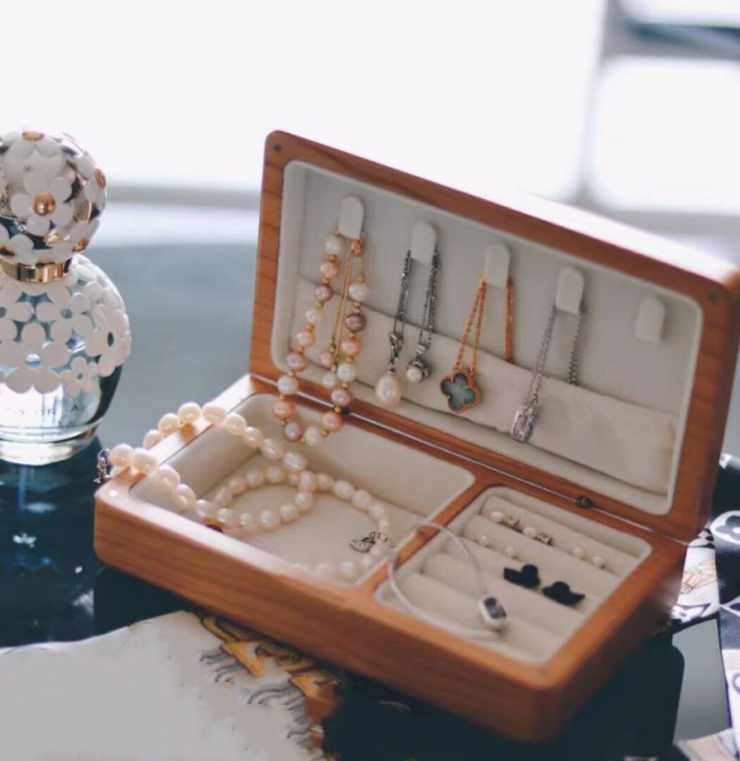 Exquisite Cherry Jewelry Box, Engraved Rose Jewelry Box